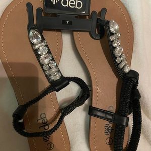 Deb sandals size 7